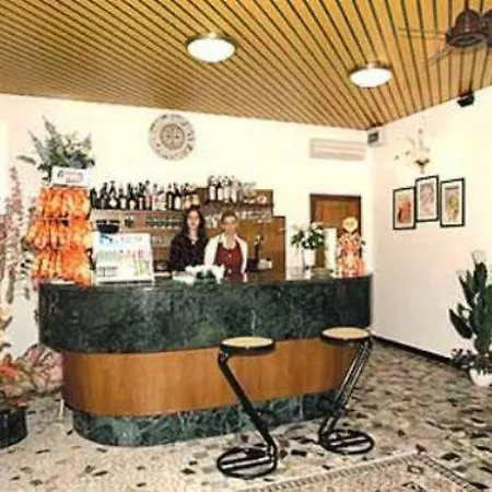 فندق Ragno