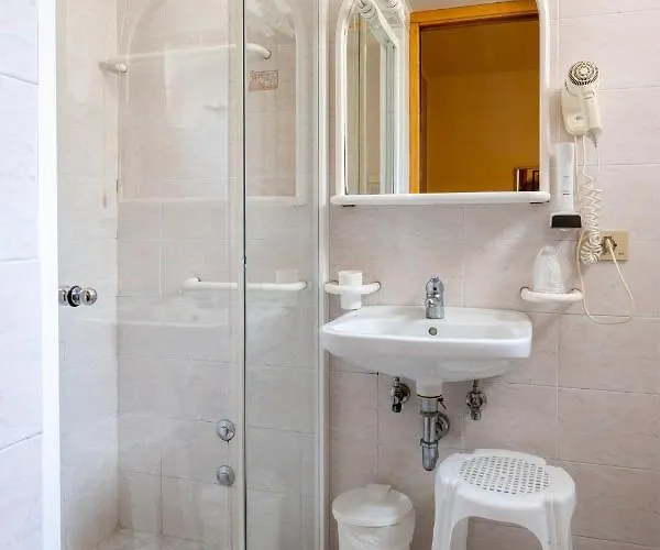 Ragno Hotel 3*